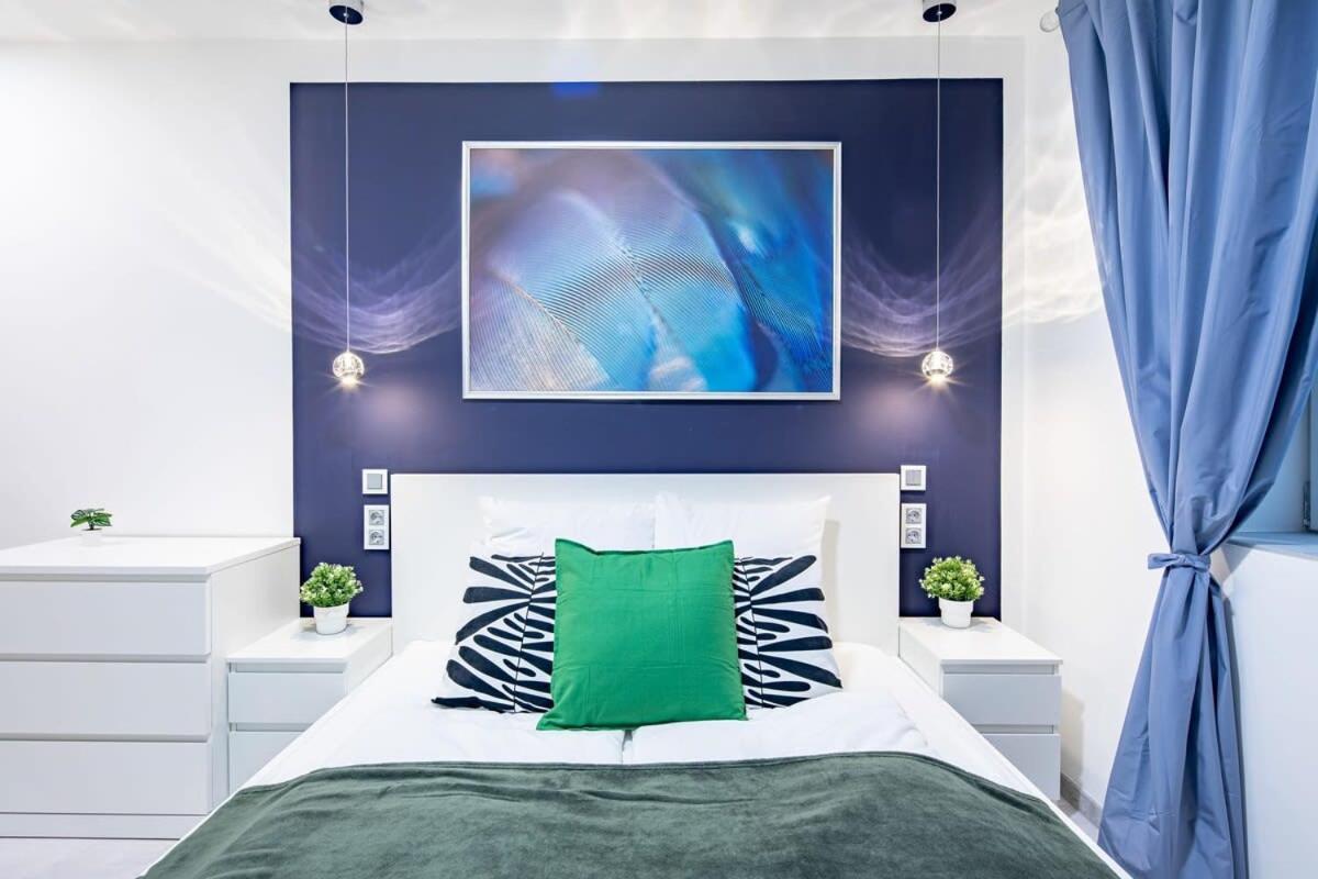 Central - New - Quiet Sleep Apartment Budapest Bagian luar foto